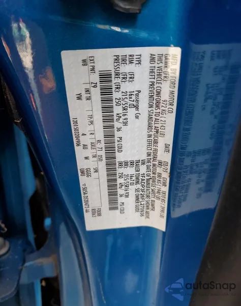 2015 Ford Focus Se z USA, uszkodzony, nr VIN 1FADP3F26FL270936